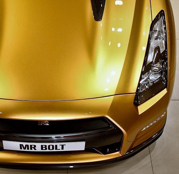 Goldenes Einzelstück auf Basis einer GT-R Premium Edition Modelljahr 2013